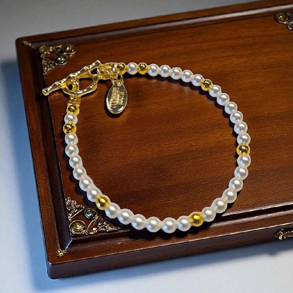 SALE!! White Pearl and 14K Gold-Filled Bracelet  NWT - Picture 2 of 3